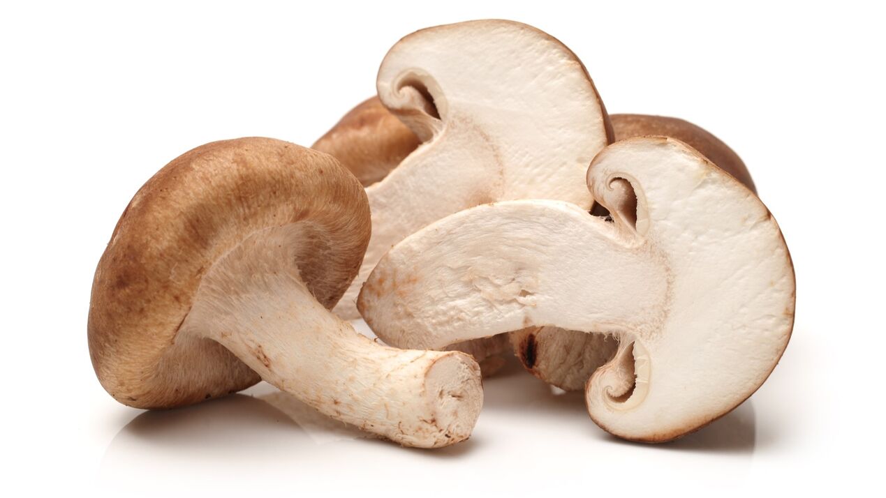 Shiitake mushrooms in cardiform capsules